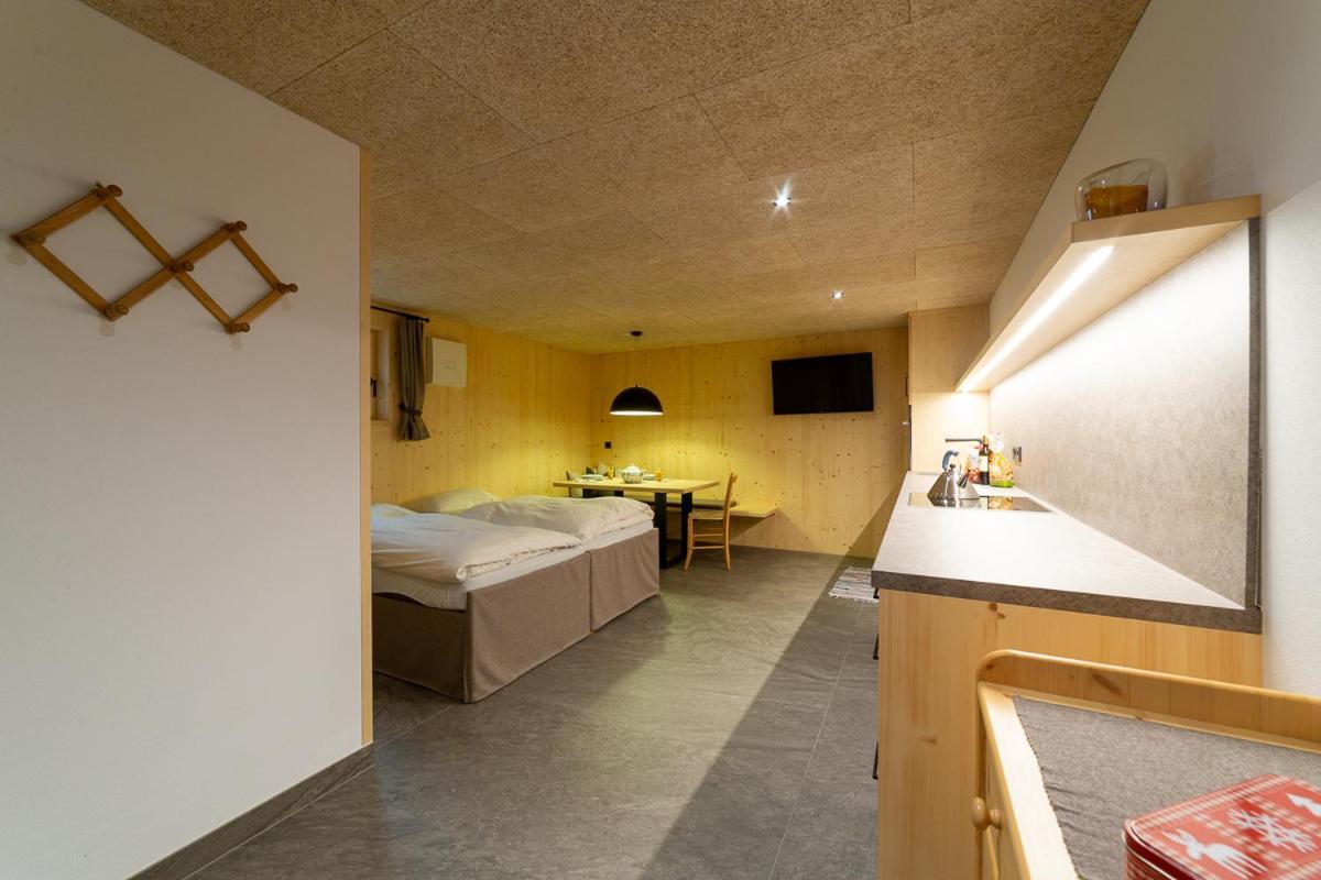 Appartements Patzleiner Rosmarie Prato alla Drava Buitenkant foto